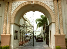 Gates to Paramount Studios